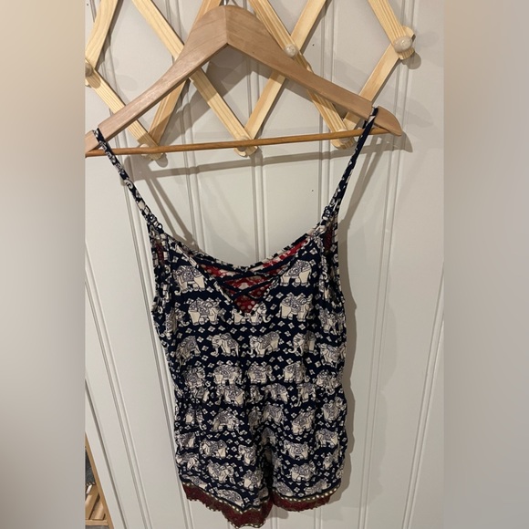 Romper - Picture 2 of 2